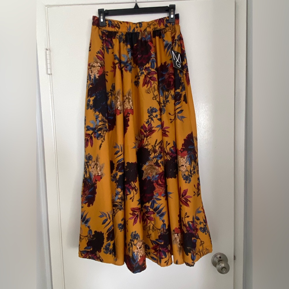 Maxi skirt, blue, fuchsia, black, gold. Floral.